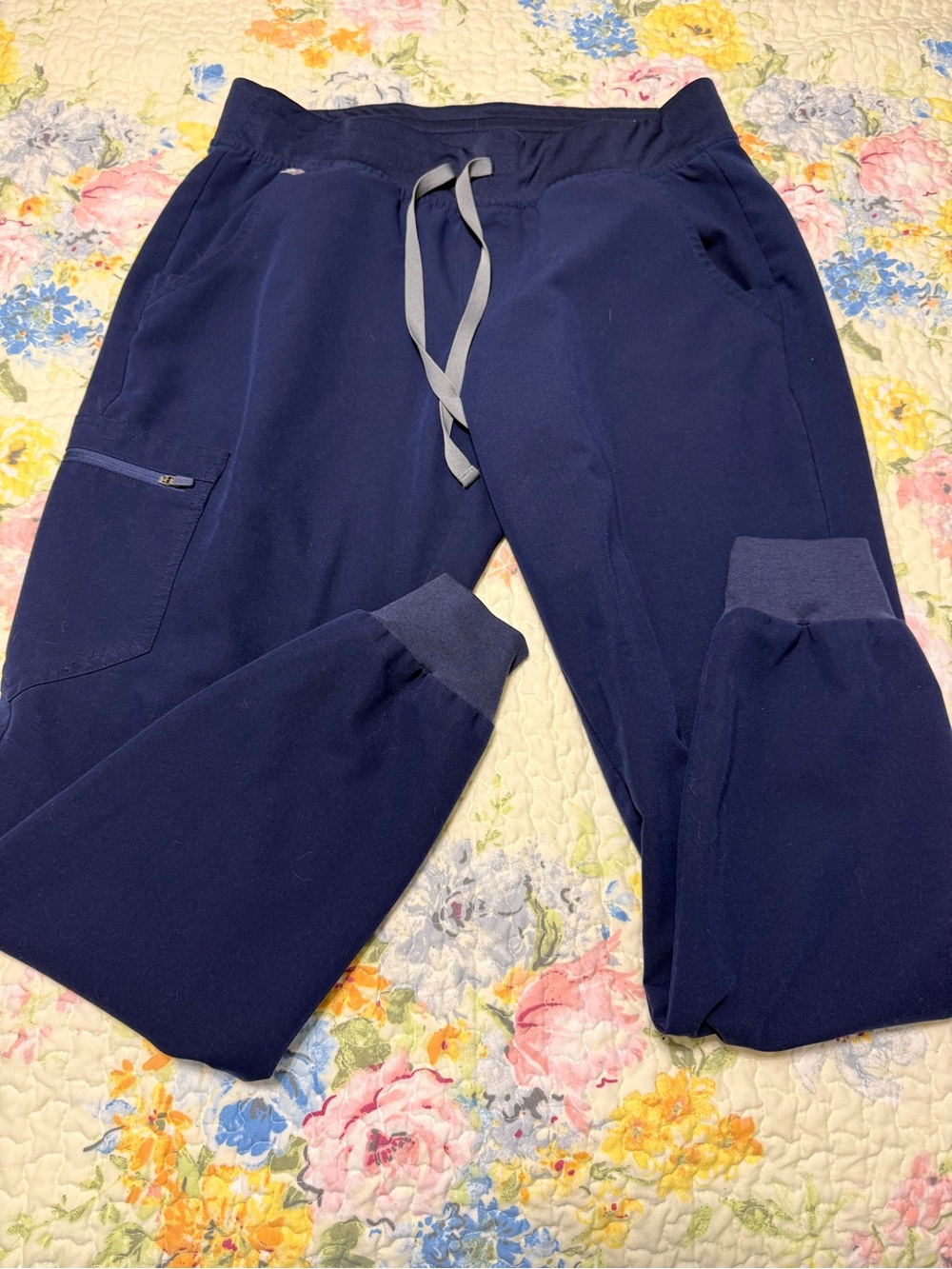 FIGS Woman’s Navy Blue Drawstring Jogger Pants